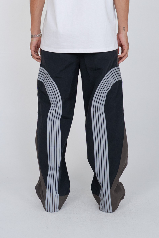 3M Peaks Black Pants