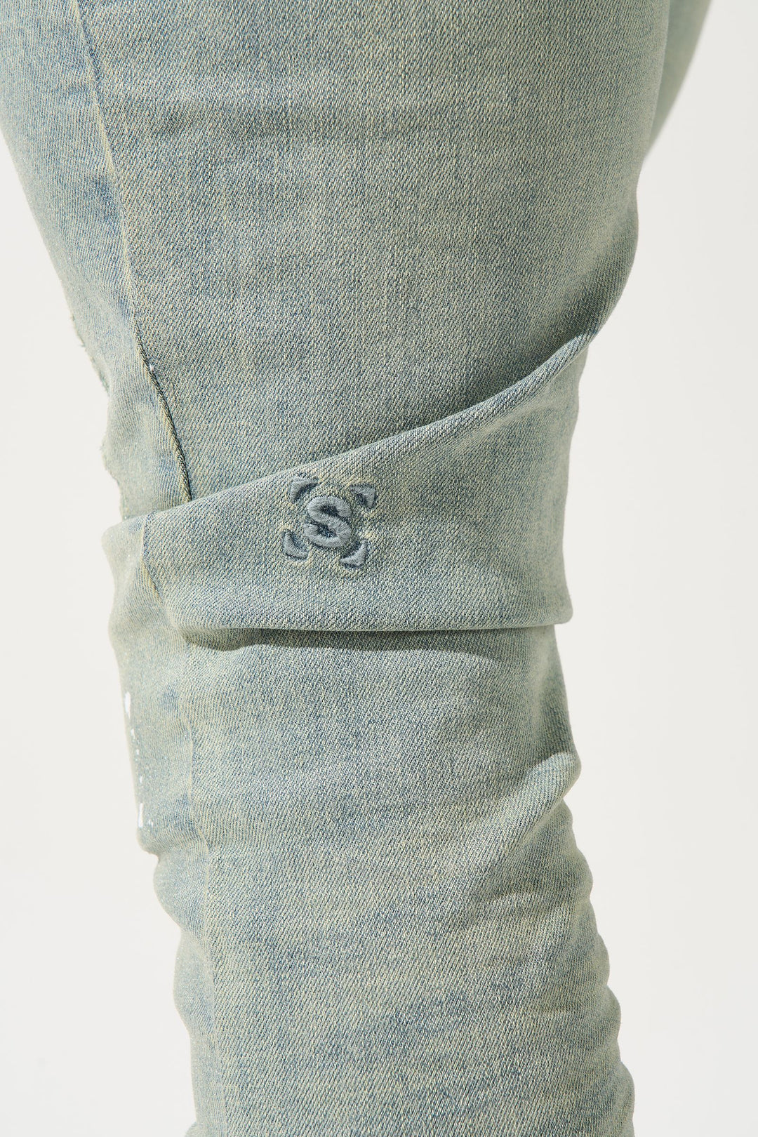 AURA Jeans