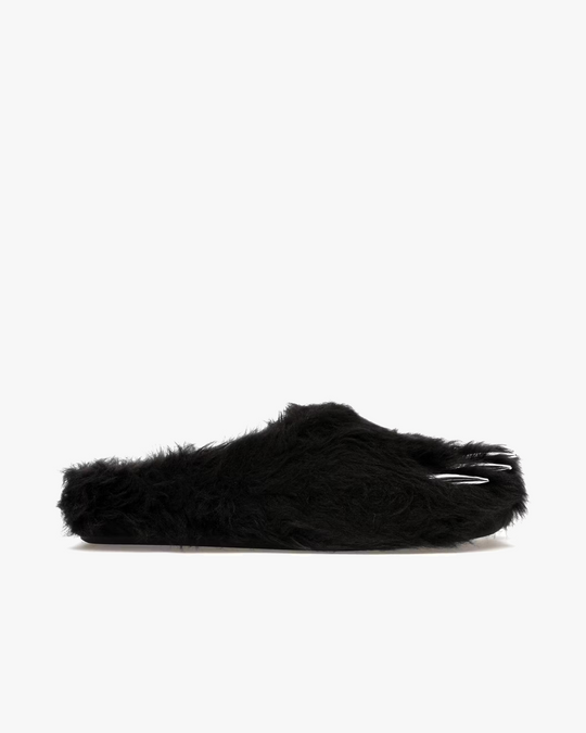 Black Bear Claws