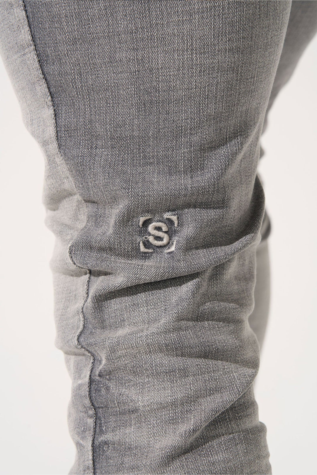 TITAN Jeans